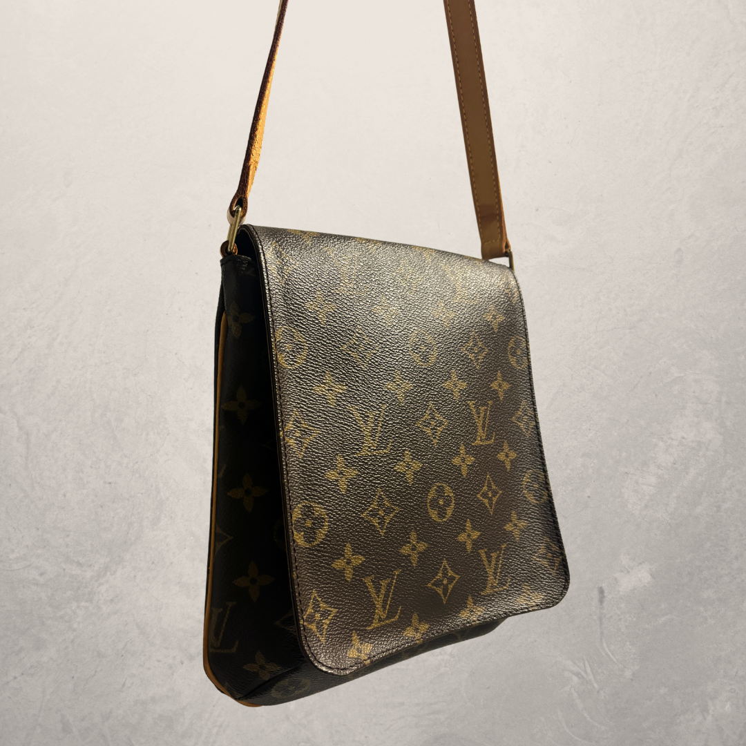 Louis Vuitton Musette Salsa handbag- by RomaeStudios