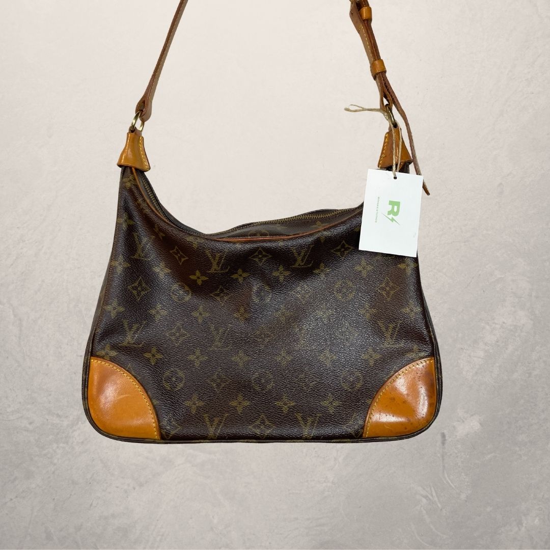 Louis Vuitton bruine monogram Boulogne schoudertas - van Romae Studios