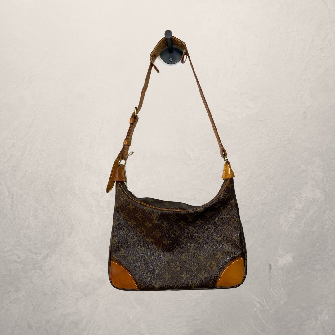 Louis Vuitton bruine monogram Boulogne schoudertas - van Romae Studios