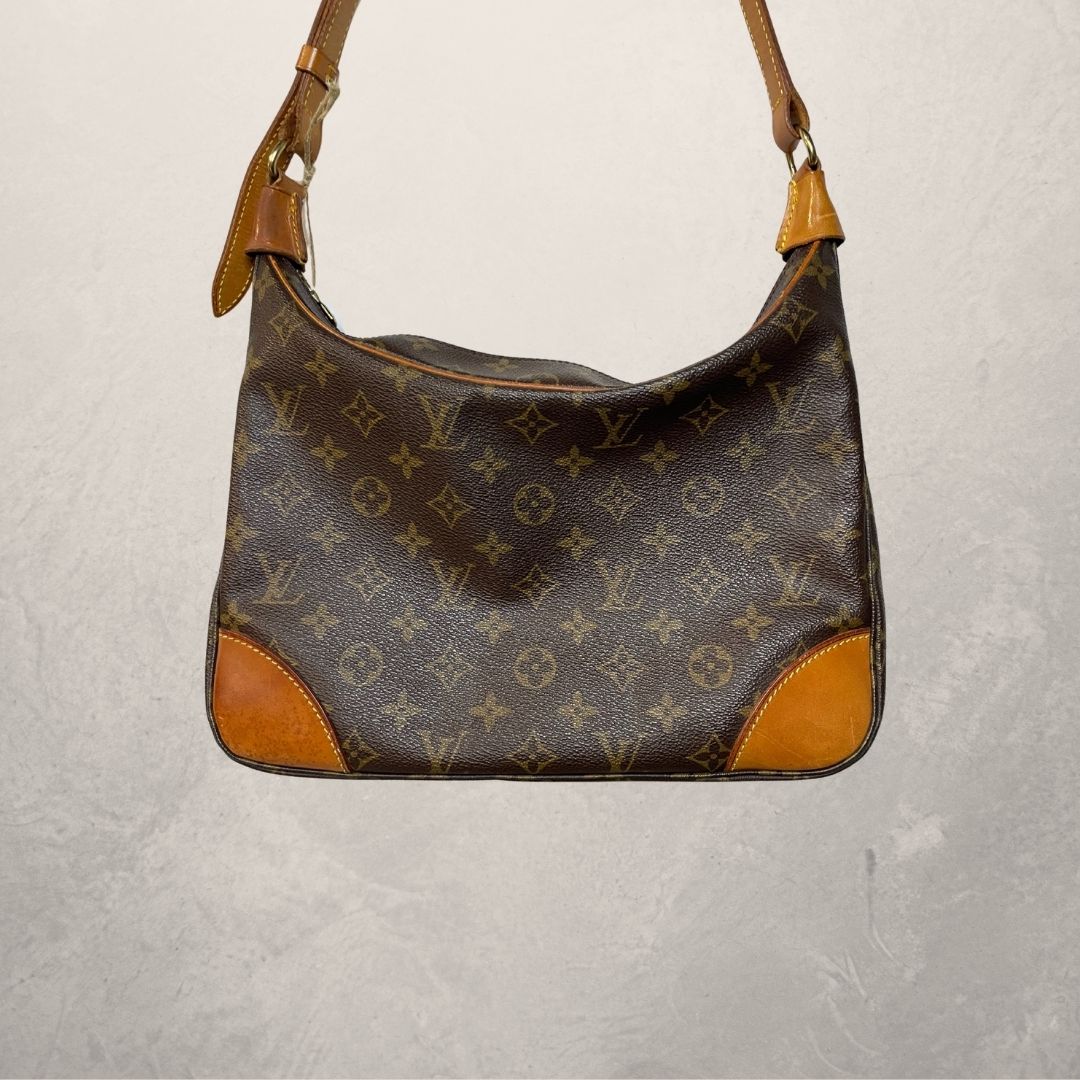 Louis Vuitton bruine monogram Boulogne schoudertas - van Romae Studios