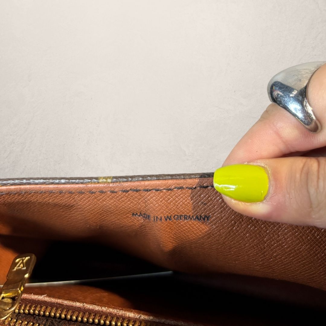 Louis Vuitton bruin monogram Saint Cloud crossbody - door Romae Studios