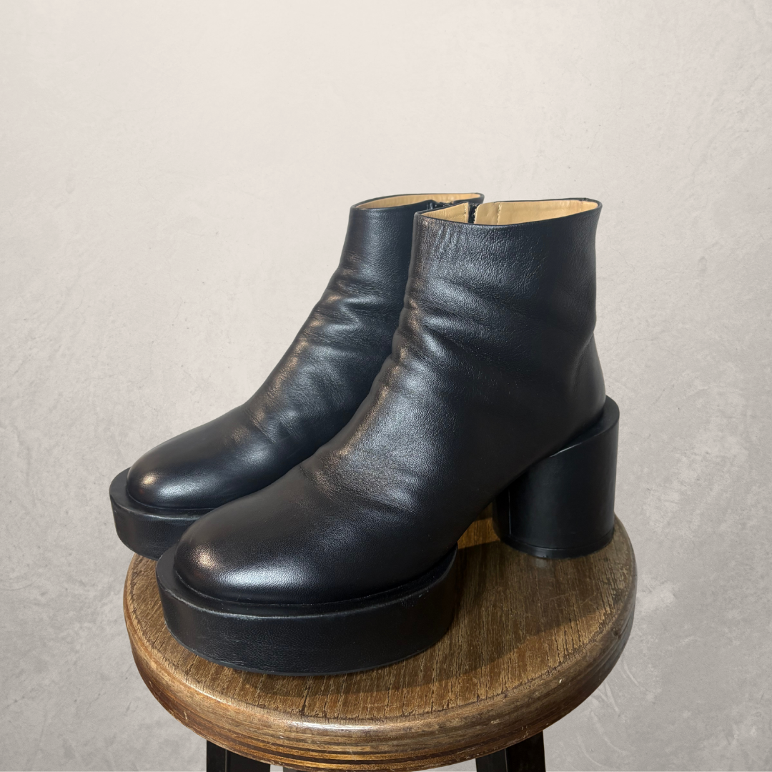 MM6 Margiela black platform boots 39