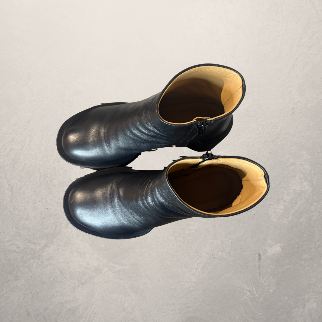 MM6 Margiela black platform boots 39