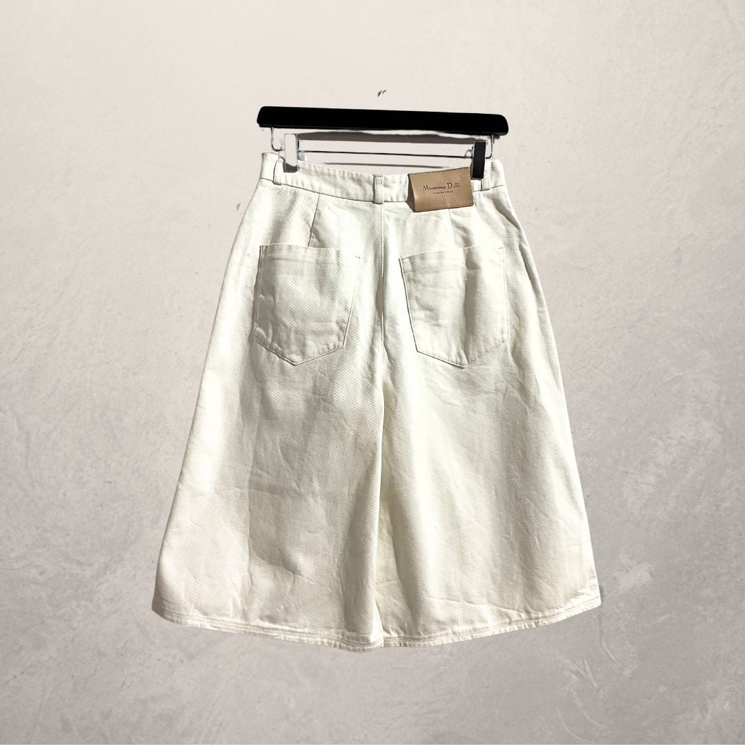 Massimo Dutti white denim jorts 36/38