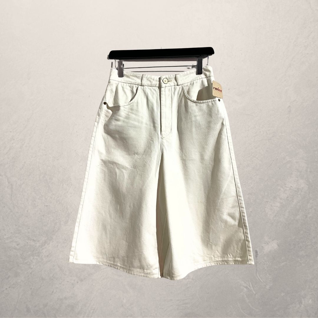 Massimo Dutti white denim jorts 36/38