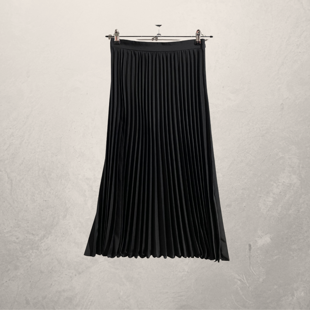 Miu Miu black plisse maxi-skirt M- Velvet Archive