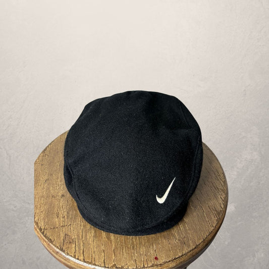 Nike vintage black baret OS