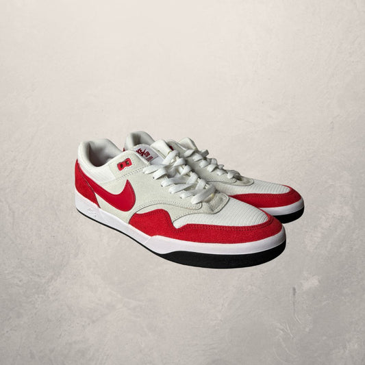 Nike white/red SB low sneakers 44