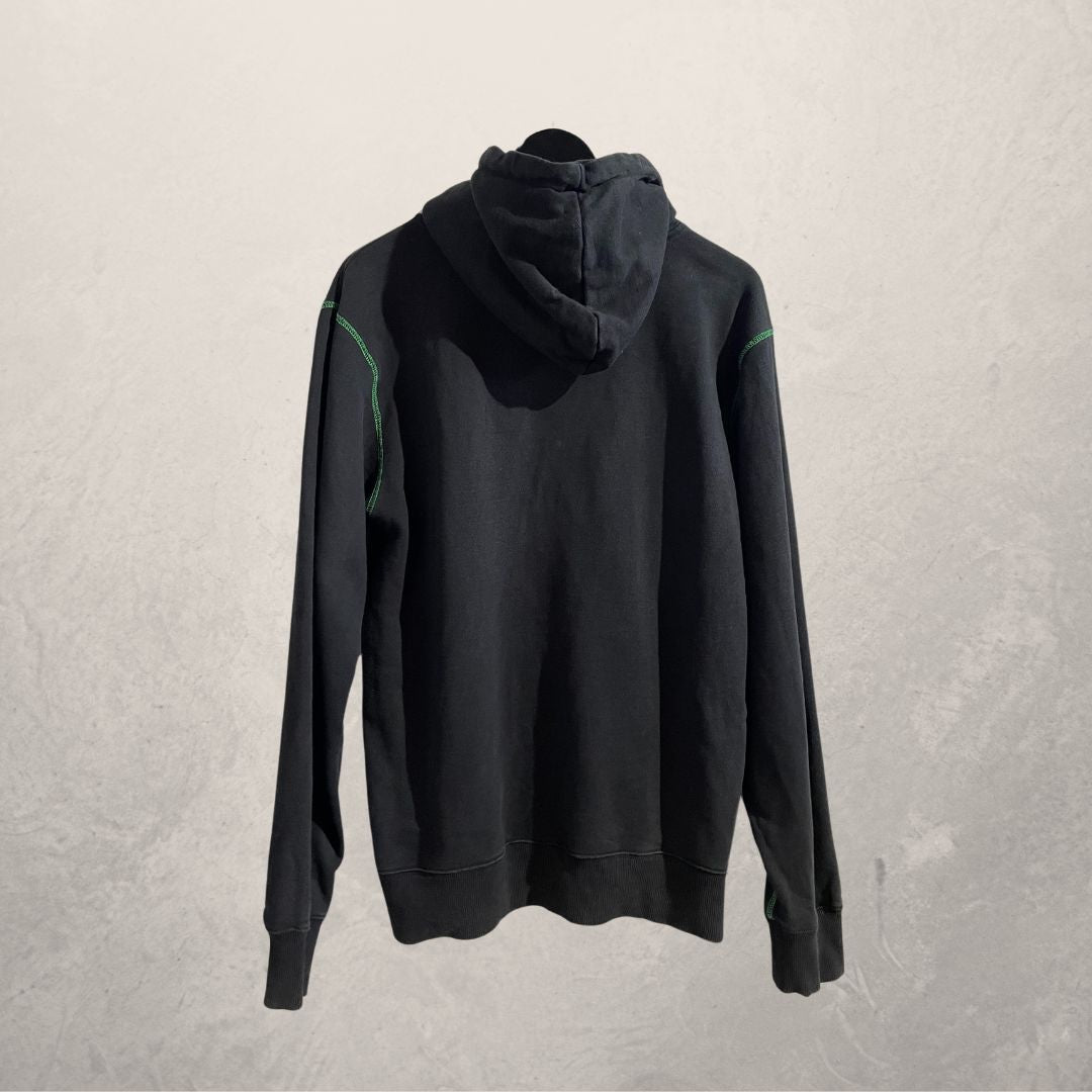 Olaf zwarte hoodie groen stiksel M