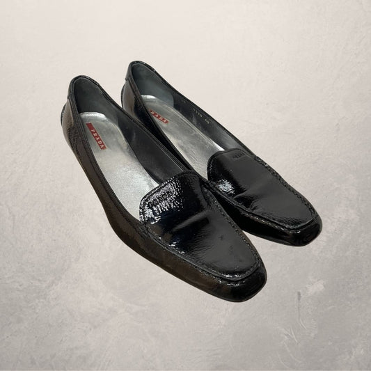 Prada black patent kitten heels 40