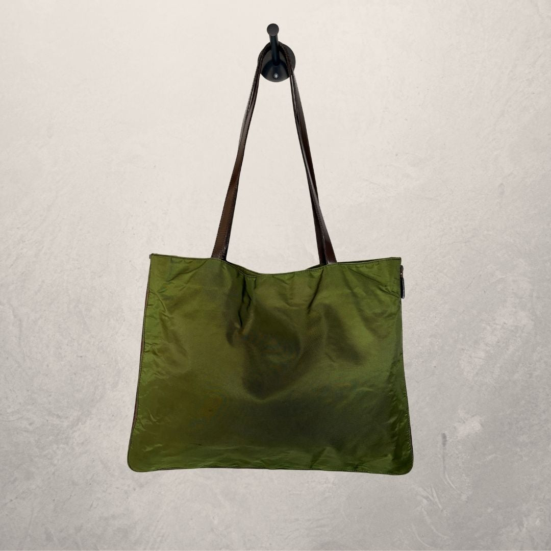 Prada limoengroene nylon schoudertas met rits