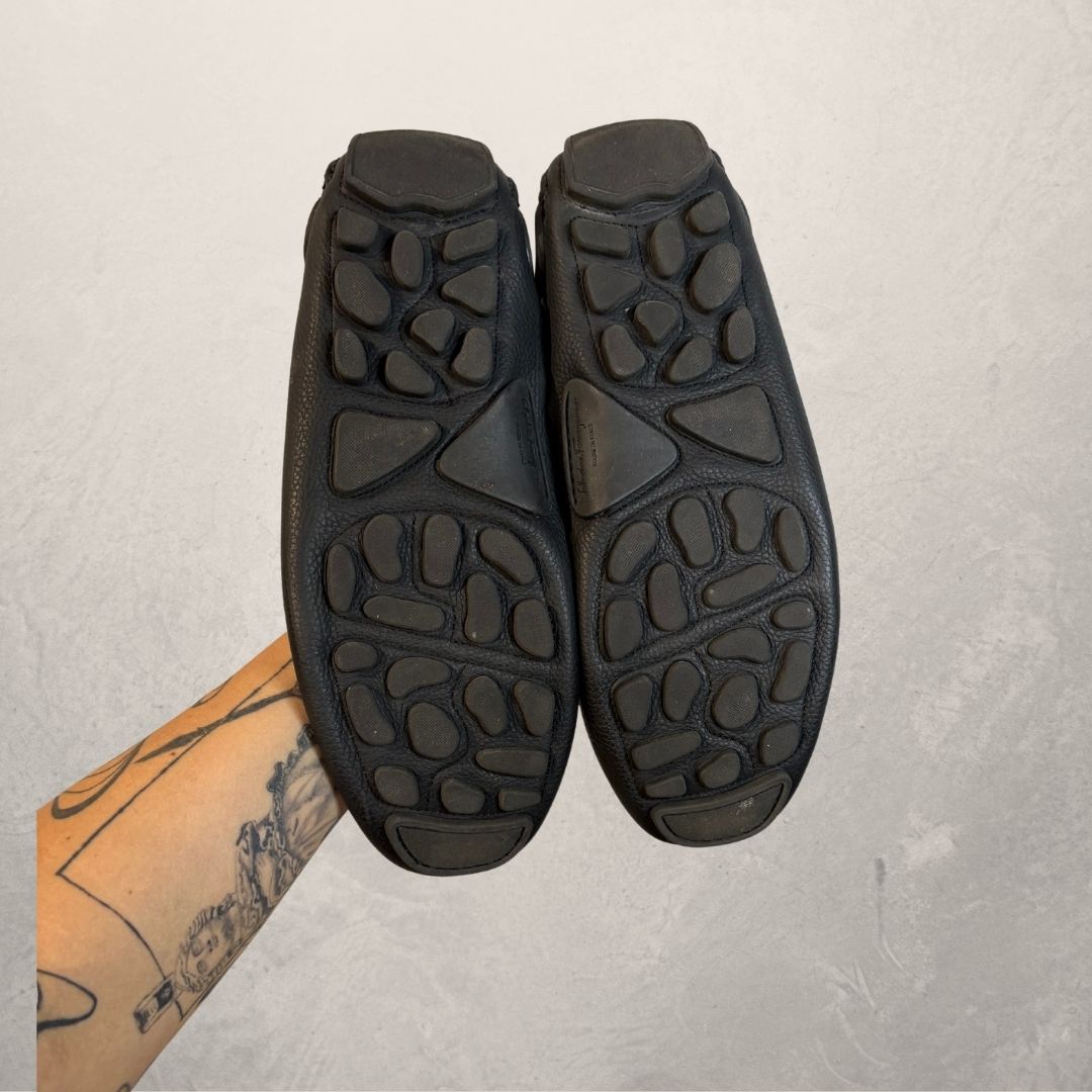 Salvatore ferragamo black leather loafers 41