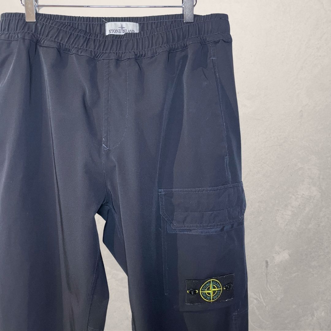 Stone Island marineblauwe nylon cargobroek nylon M
