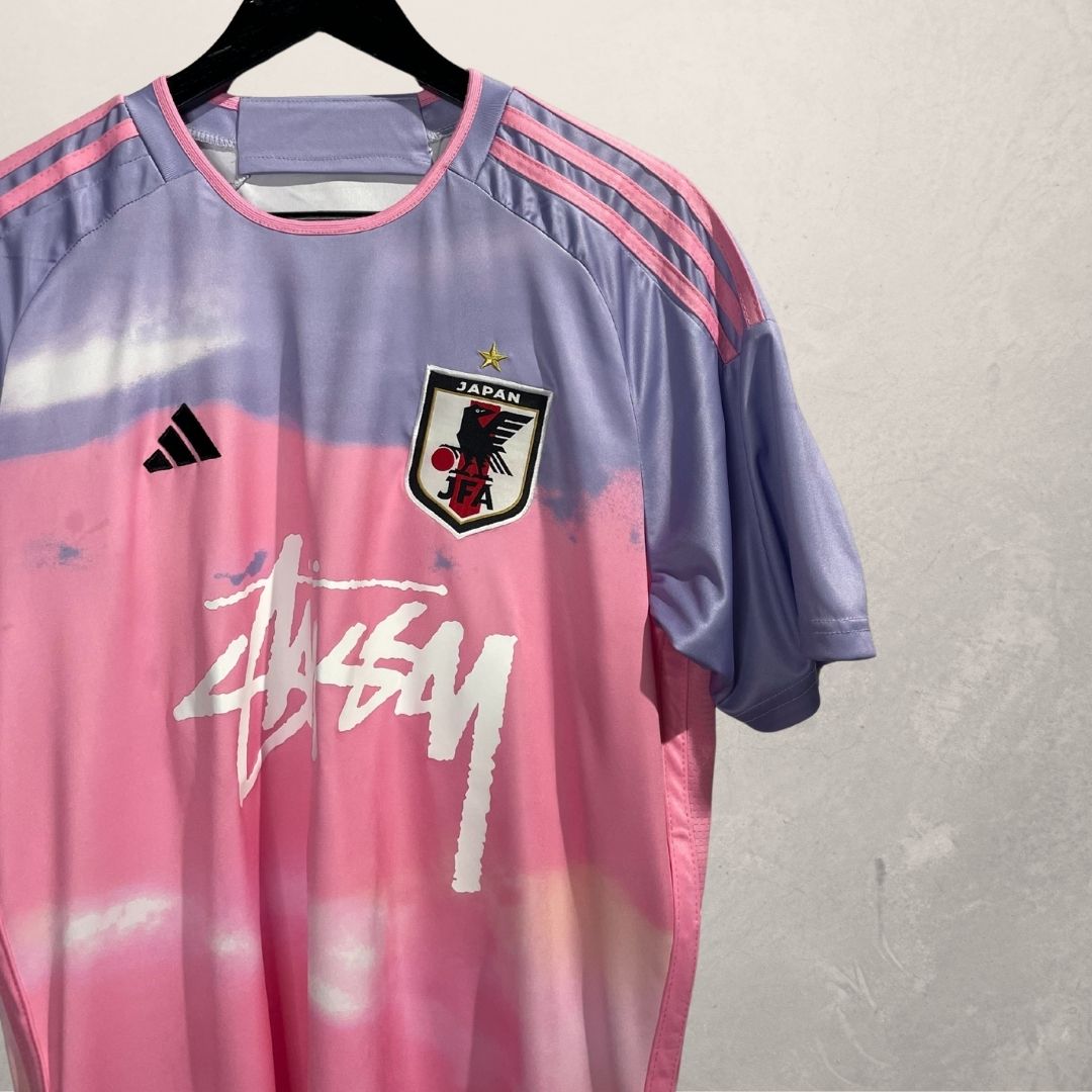 Stussy x Japan roze voetbalshirt Groot