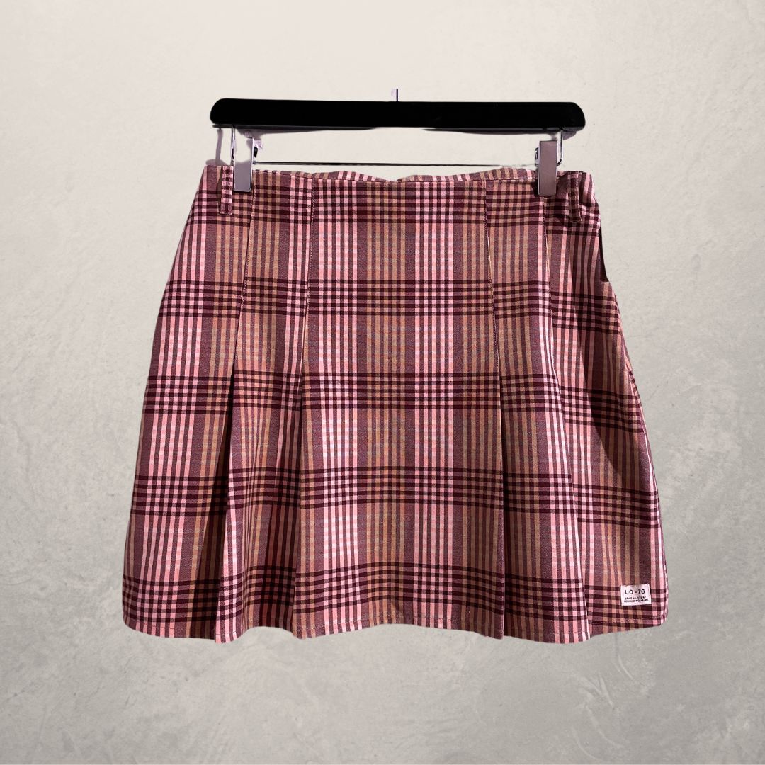 Urban Outfitters pink skirt S