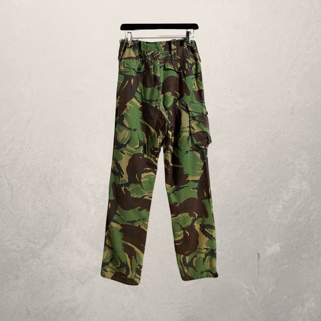 Vintage legergroene cargobroek S/M