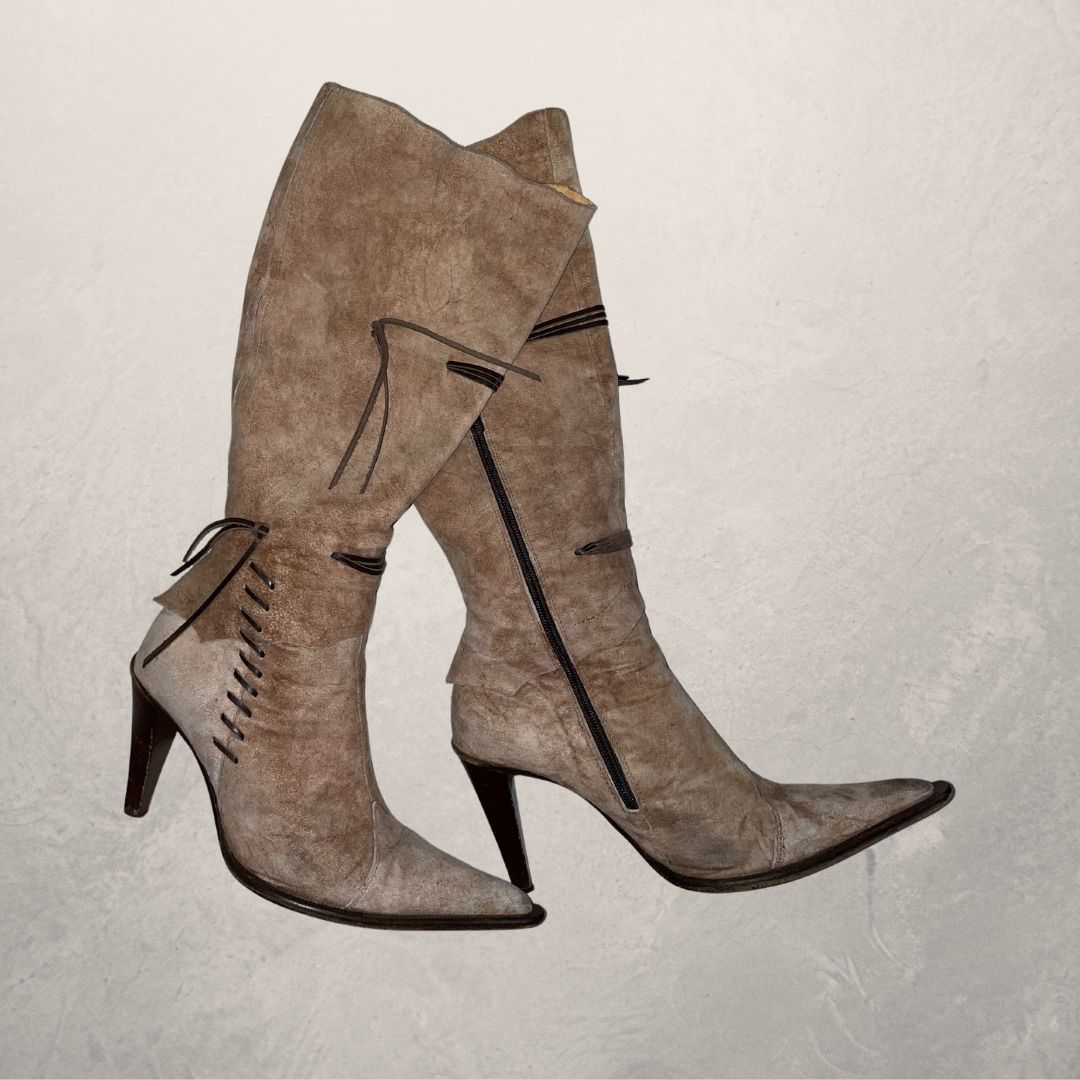Vintage Cowboy suede heeled boots 39
