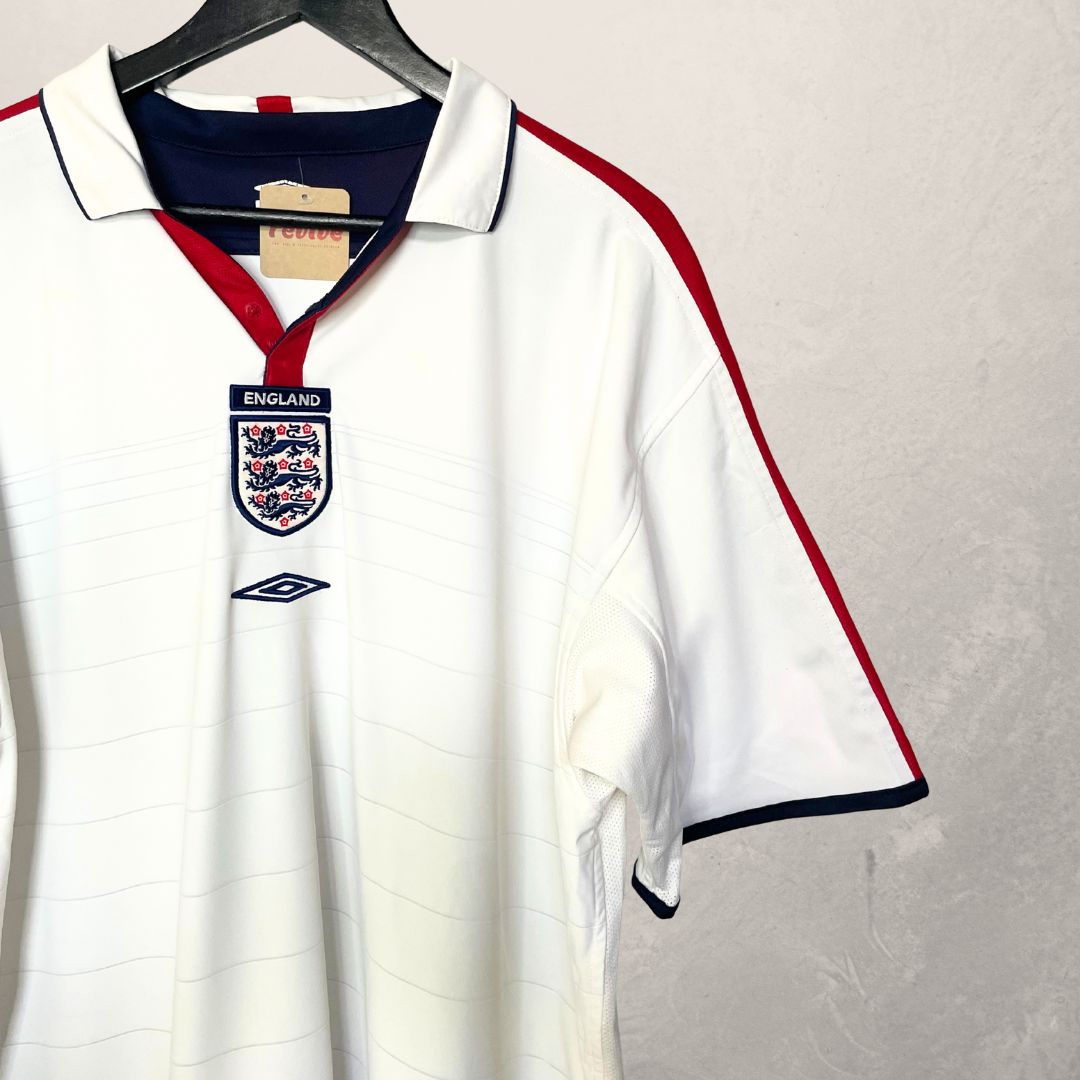 Vintage England white football jersey L