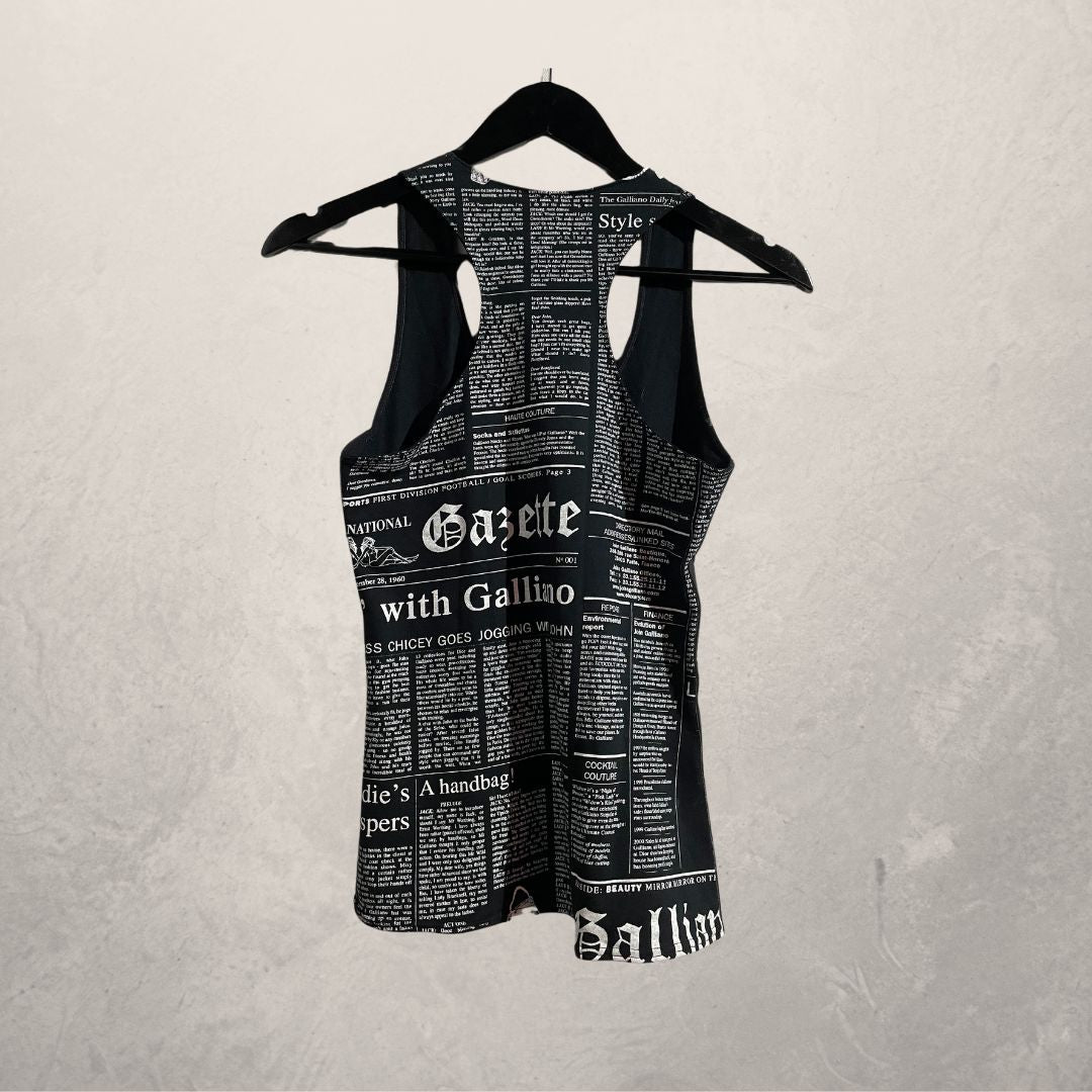Vintage John Galliano zwarte tanktop met krantenprint S