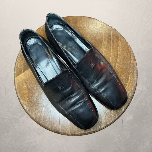 Vintage Loewe zwart lederen embleem loafers 38