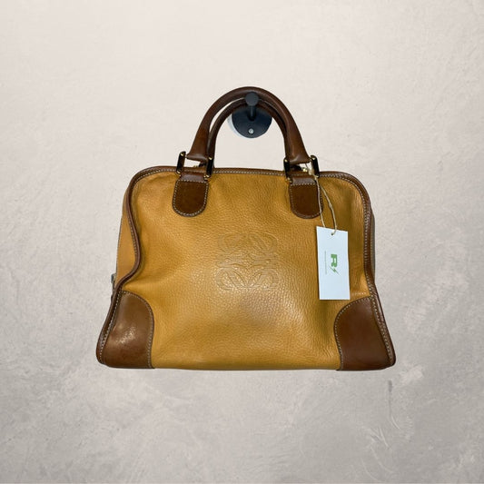 Vintage Loewe bruine en gele leren handtas met logo - van Romae Studios