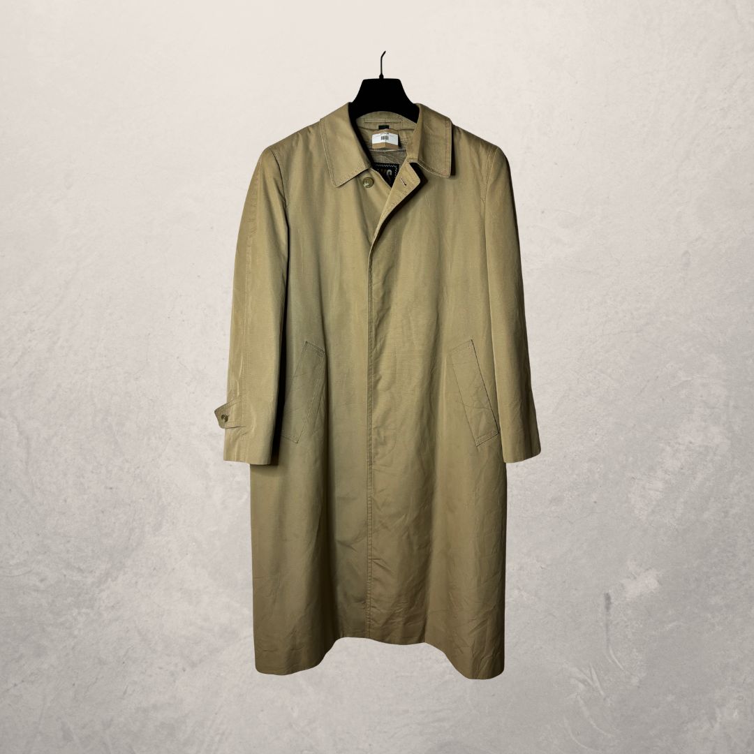 Vintage beige classic trenchcoat S/M