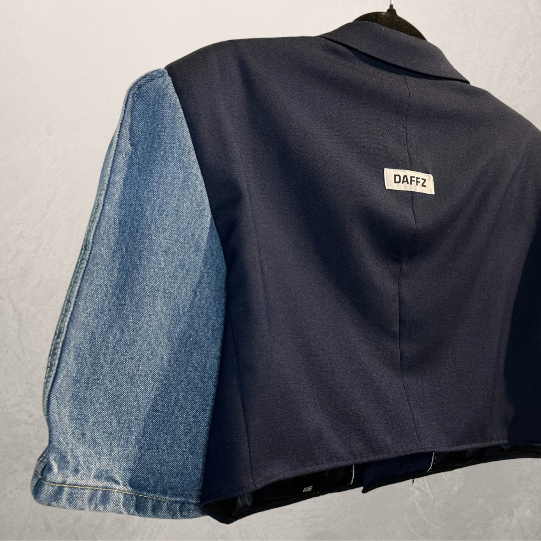 Vintage denim &amp; marineblauwe cropped blazer S/M - door @DAFFZTheLabel