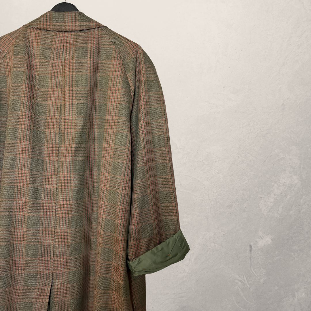 Vintage green checkered trenchcoat M/L