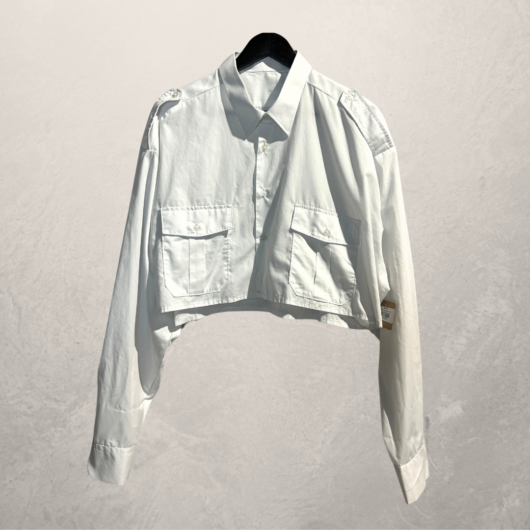 Vintage wit cropped shirt M