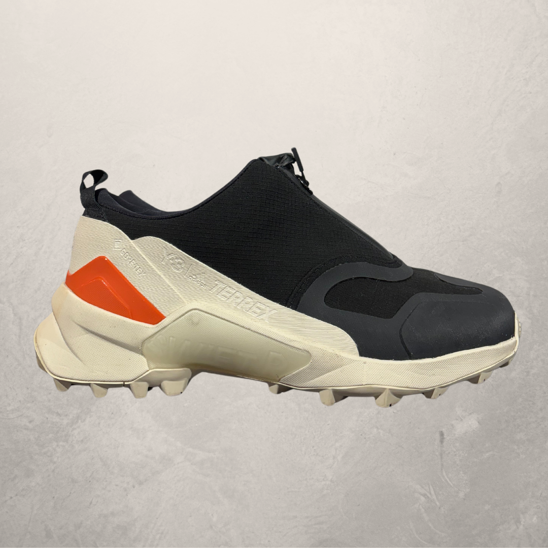 Y-3 Swift R3 GTX zwarte sneakers 40