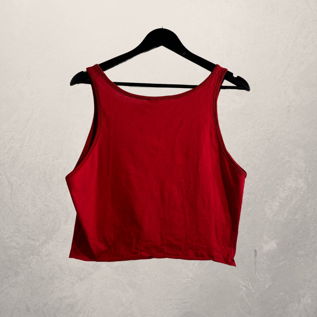 YSL rood geborduurd logo cropped tank L- van Phantom Fashionista