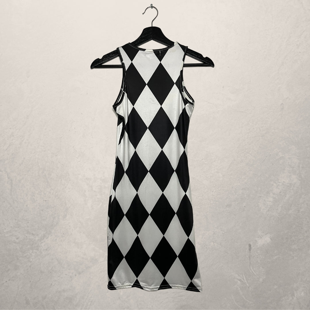 I SAW IT FIRST black and white checkered dress SIZE SMALL